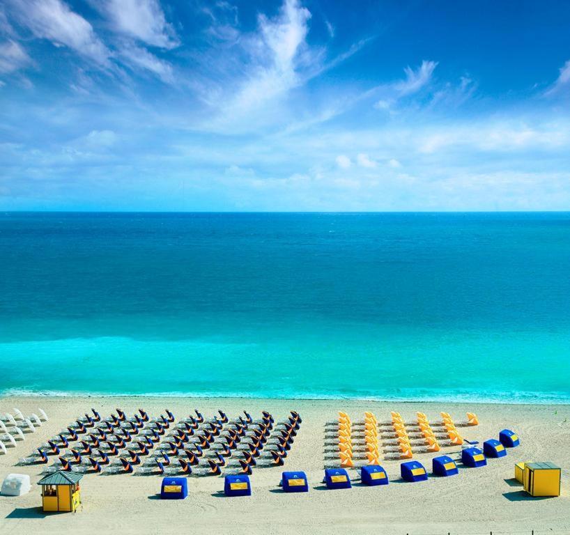 Parisian Hotel Miami Beach Eksteriør billede